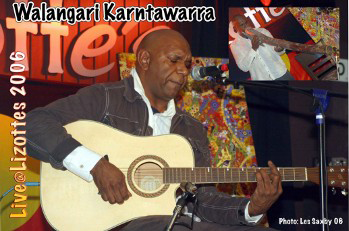aboriginal musician walangari karntawarra performs live at Lizottes in 2006